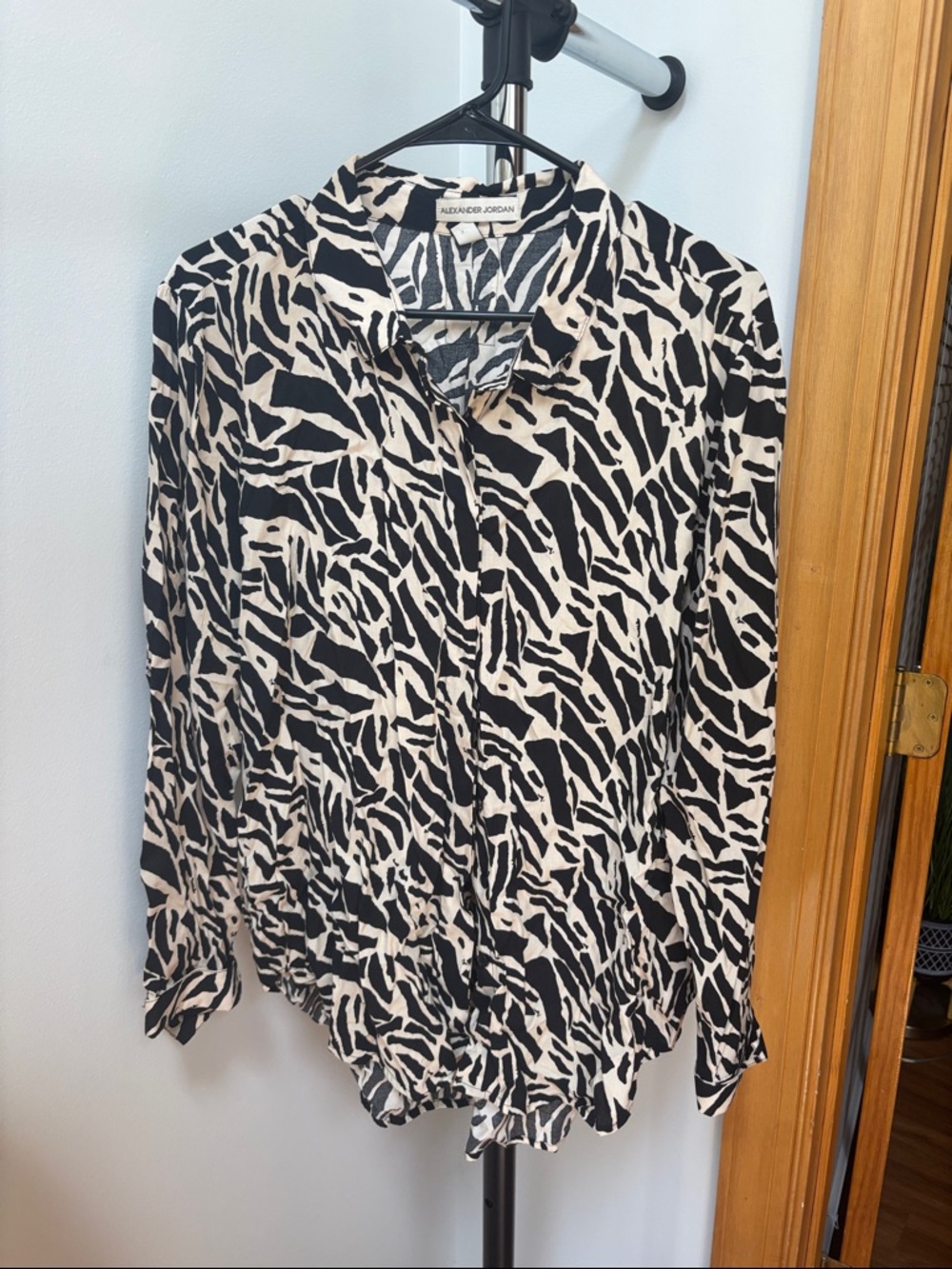 Alexander Jordan Black & Cream Printed Button-Down Shirt